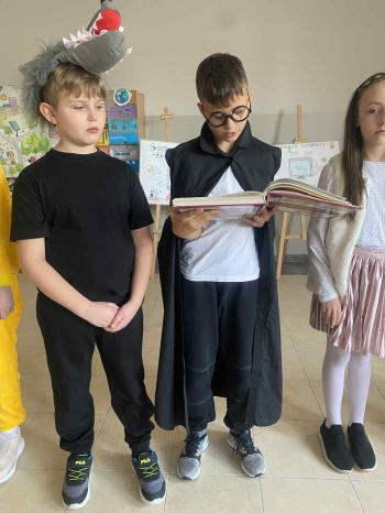 ebdc6ab6-7602-4efc-9049-682d2d9debc5