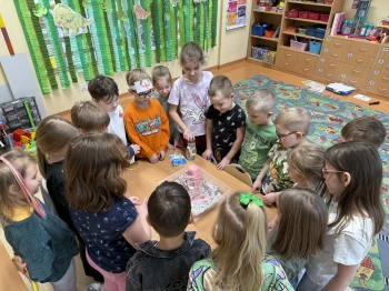 4f667807-063a-4294-90ad-a47252d6af33