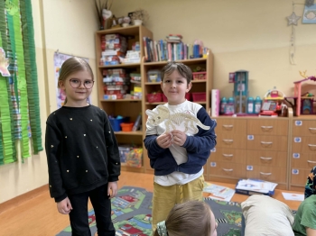 ebe1ac06-aff3-47d1-bad1-56fbe6e0c044