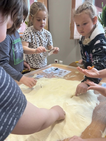 f840f4a8-d45c-4a27-b6da-2f898080ecae