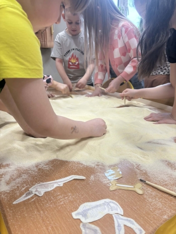 90d36a3a-75a0-49f2-a980-8b7baf4b0f67