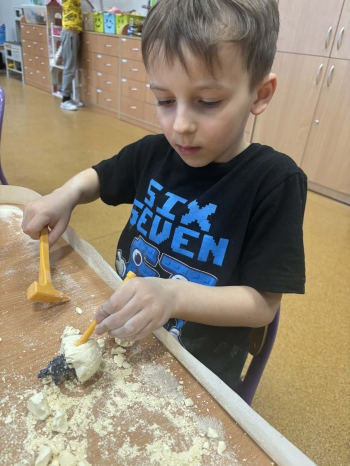 eabf088e-8037-4f7b-b990-583e5857551b