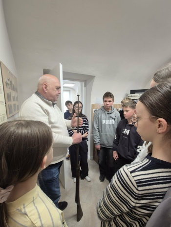 4ed31880-5584-420f-9bb7-e3f208ad9661