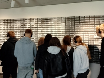 Auschwitz (2)