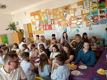 d91693db-45d2-400c-8f04-c42789614fe9
