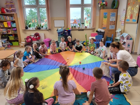 Dzień kropki w oddziale przedszkolnym