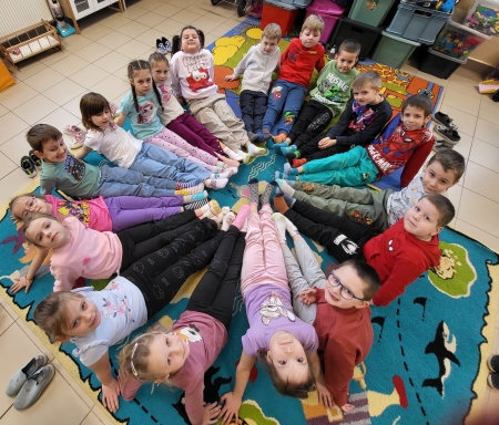 Kolorowe skarpetki – radość, zabawa i ważna lekcja